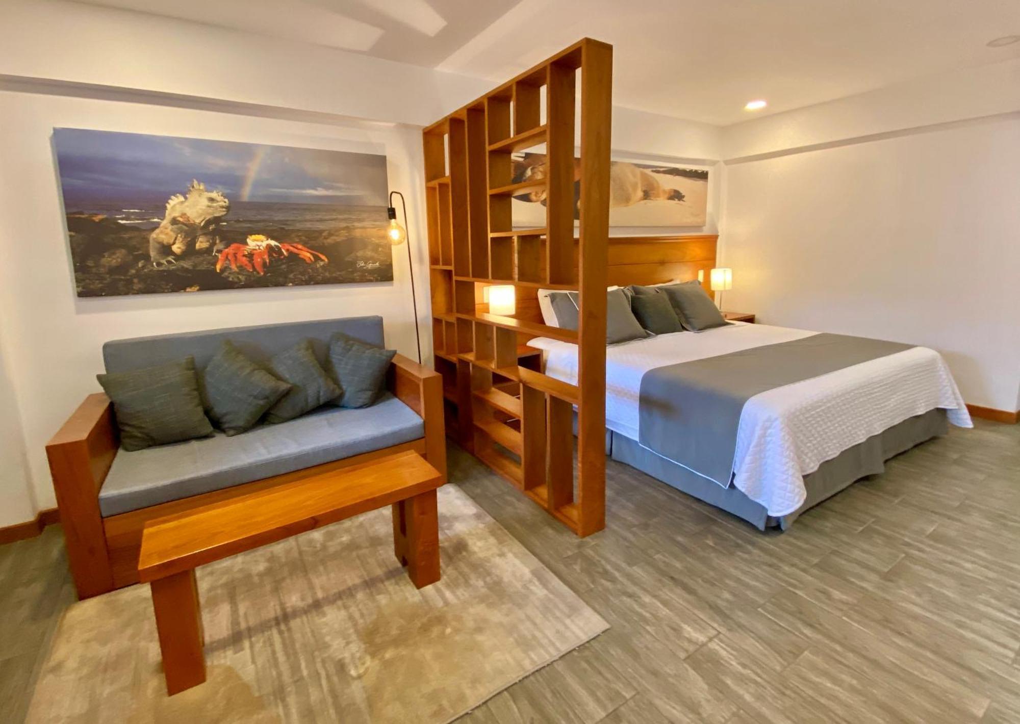 Torre Mar Galapagos Boutique Suites Puerto Ayora  Exterior foto